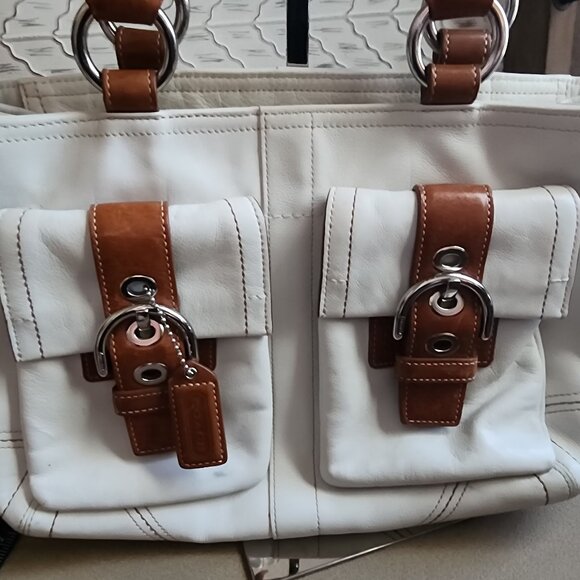 COA Coach Classic Soho White/Brown Leather Double Pocket Carry All Handbag - Picture 2 of 16